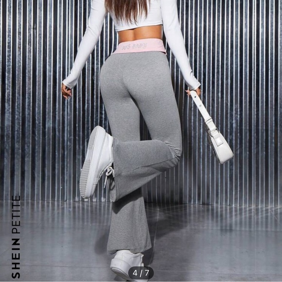 🩶SHEIN PETITE Grey flared leggings - Picture 3 of 6